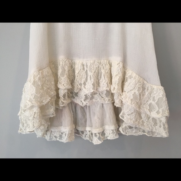 Kimchi Blue Sheer White Ruffle Blouse - Picture 10 of 11